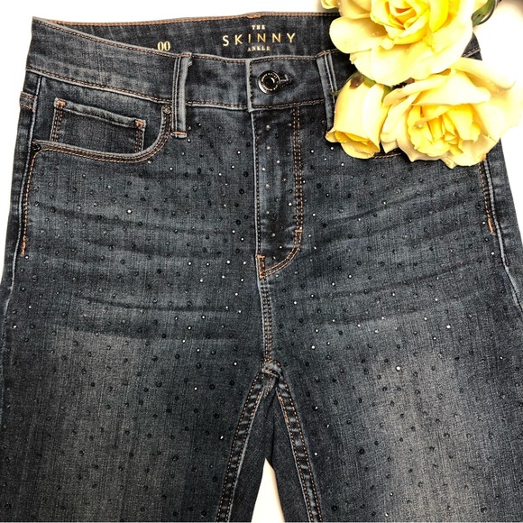 ⭐️NEW⭐️SPARKLES ✨White House Black Market (WHBM) The Skinny Ankle Blue Jeans - Picture 2 of 11